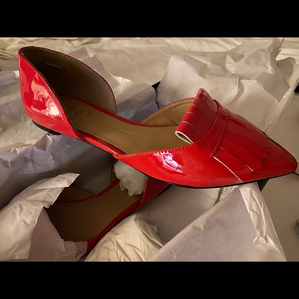 Banana Republic Arielle Flats Brand New